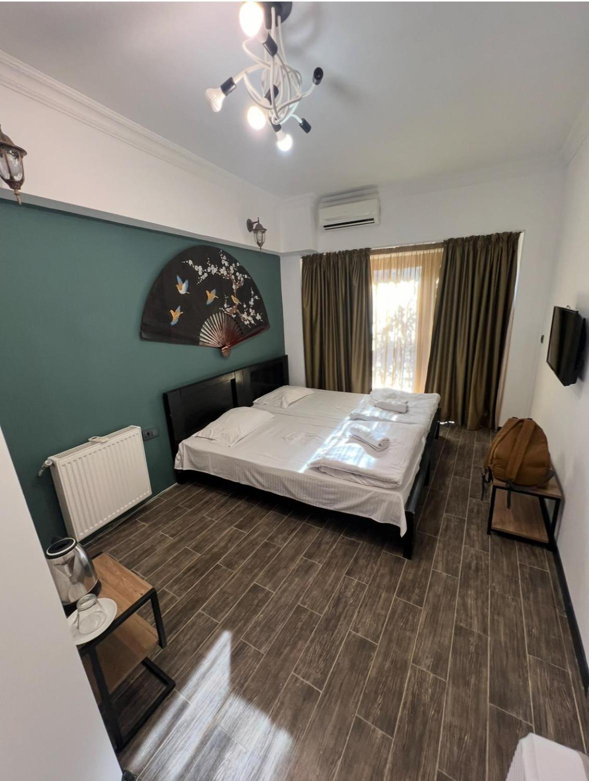 Hotel Isaka Tbiliszi Kültér fotó