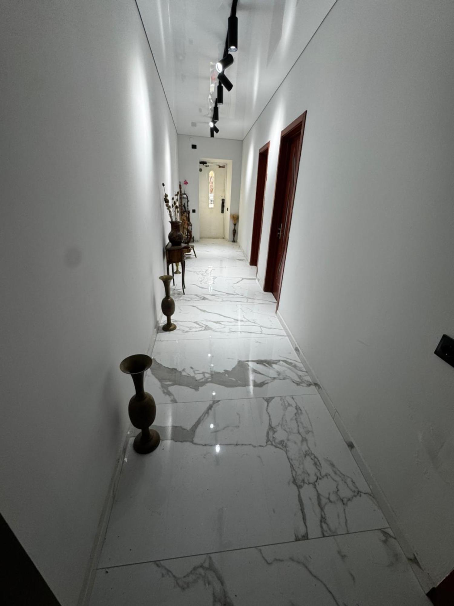Hotel Isaka Tbiliszi Kültér fotó