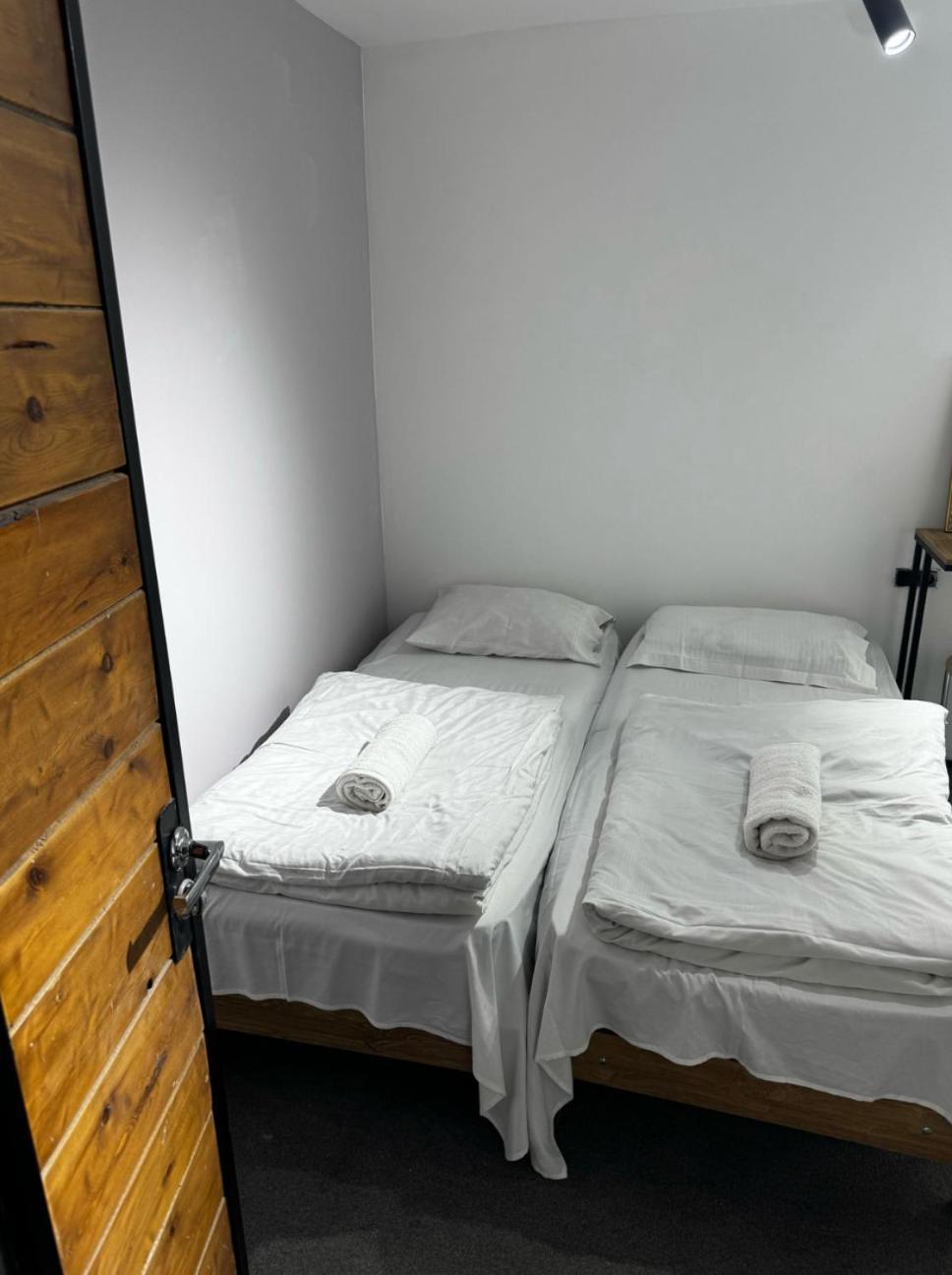 Hotel Isaka Tbiliszi Kültér fotó