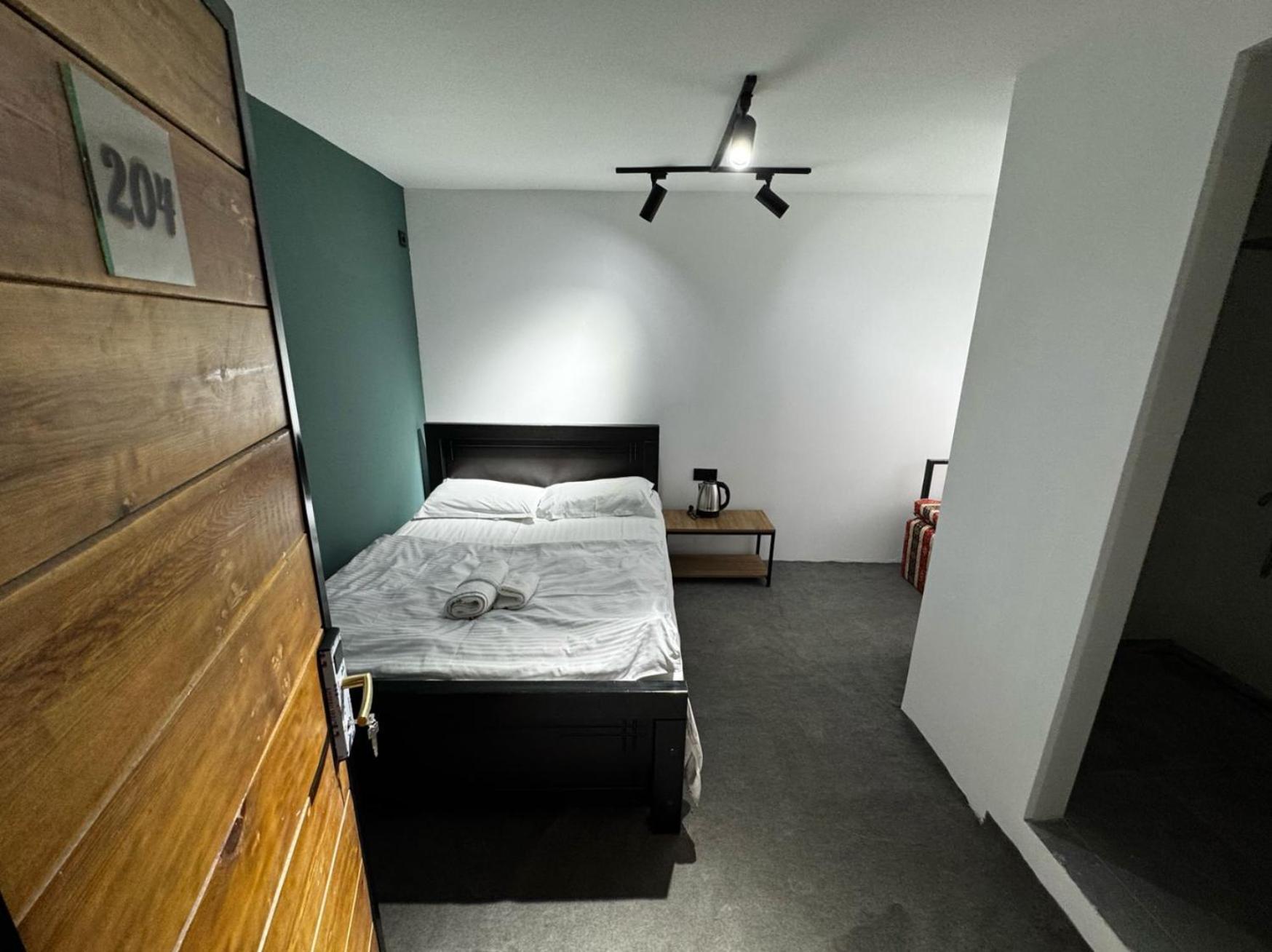 Hotel Isaka Tbiliszi Kültér fotó
