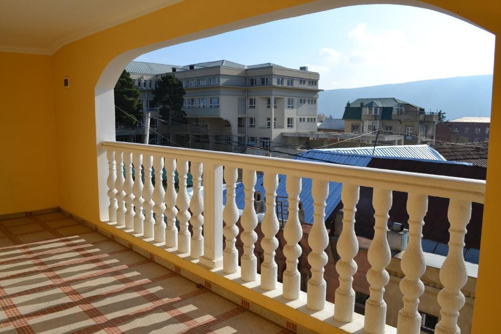 Hotel Isaka Tbiliszi Kültér fotó