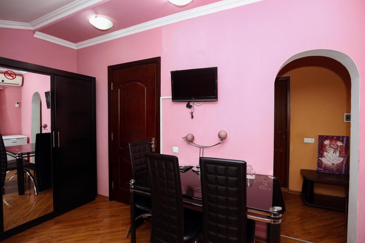 Hotel Isaka Tbiliszi Kültér fotó