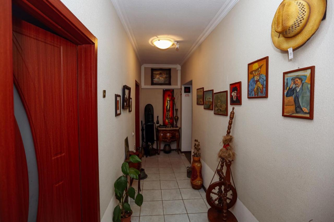 Hotel Isaka Tbiliszi Kültér fotó