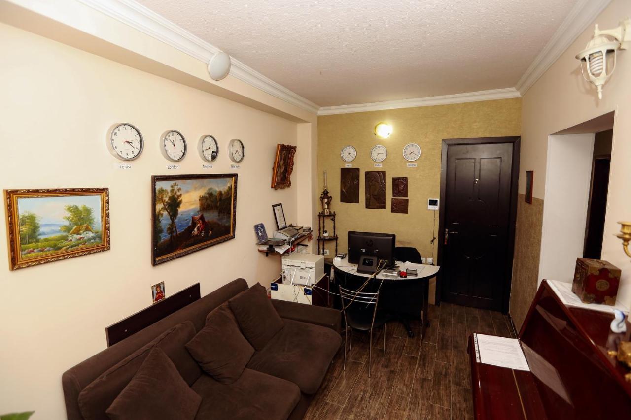 Hotel Isaka Tbiliszi Kültér fotó