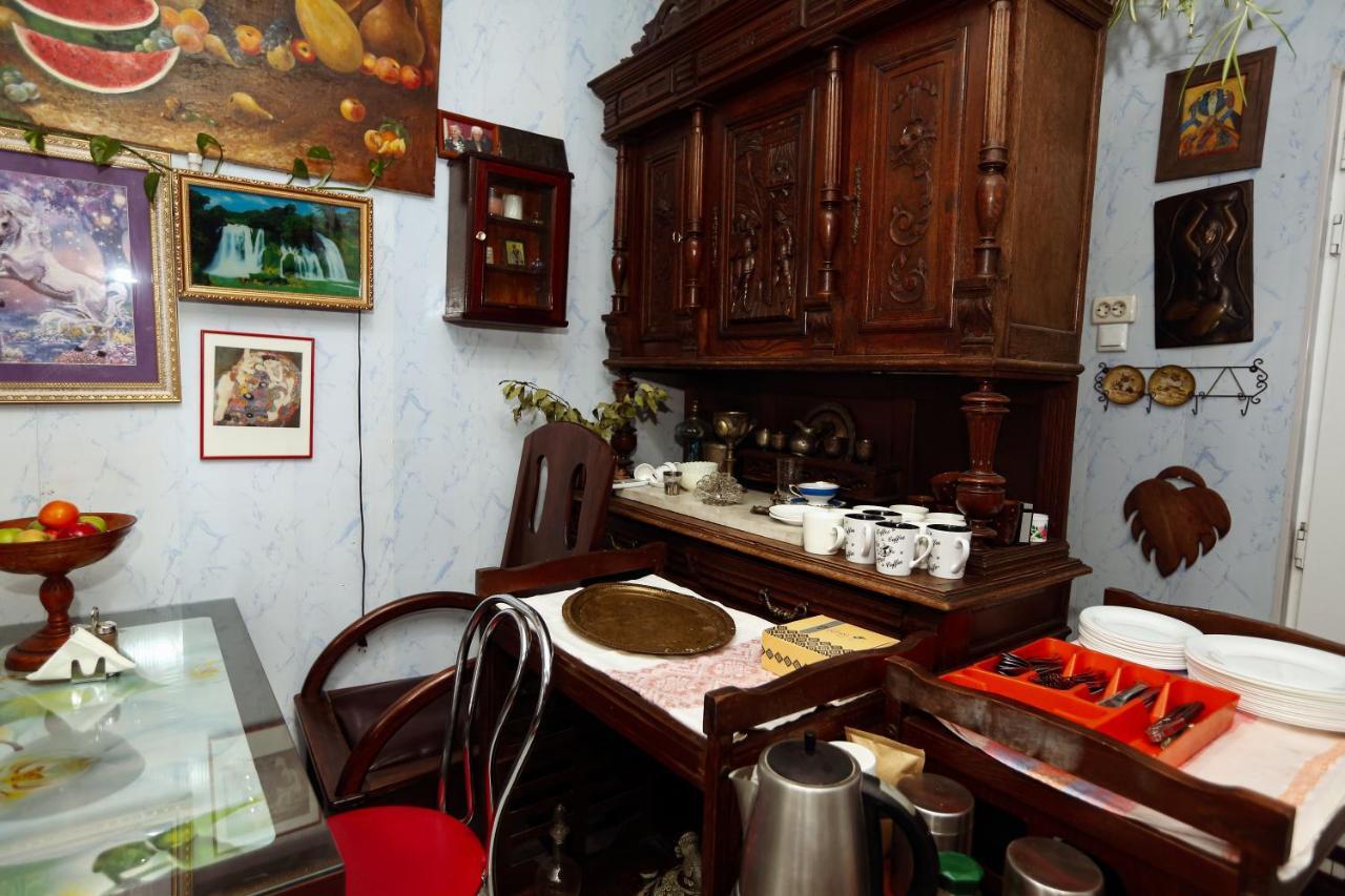 Hotel Isaka Tbiliszi Kültér fotó